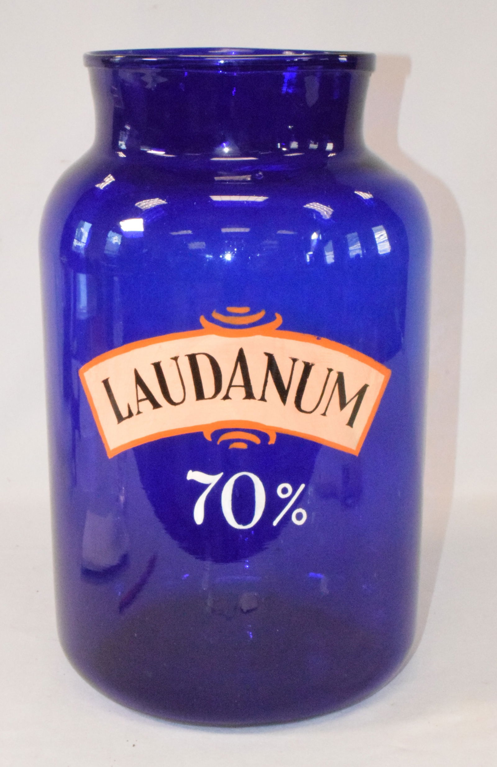 20TH CENTURY MEDICAL APOTHECARY JAR (1 of 4)