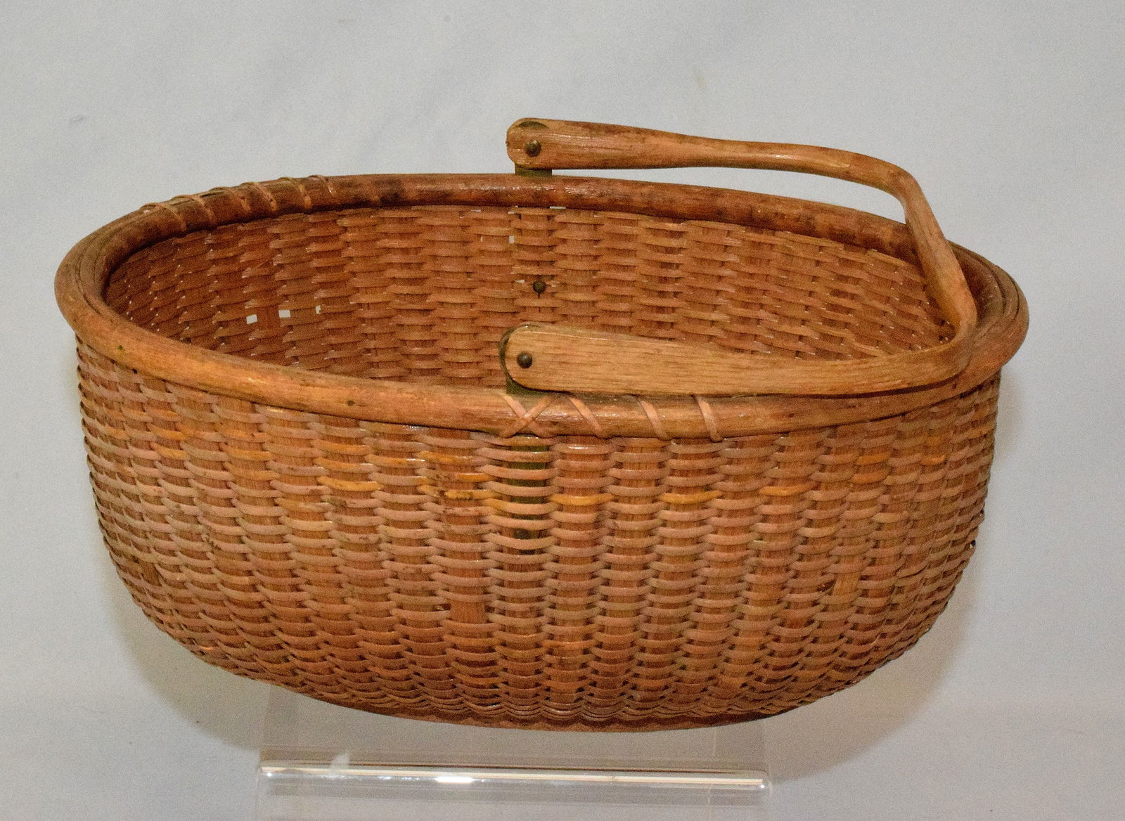 19TH C SIGNED NANTUCKET LIGHTSHIP BASKET (1 of 10)