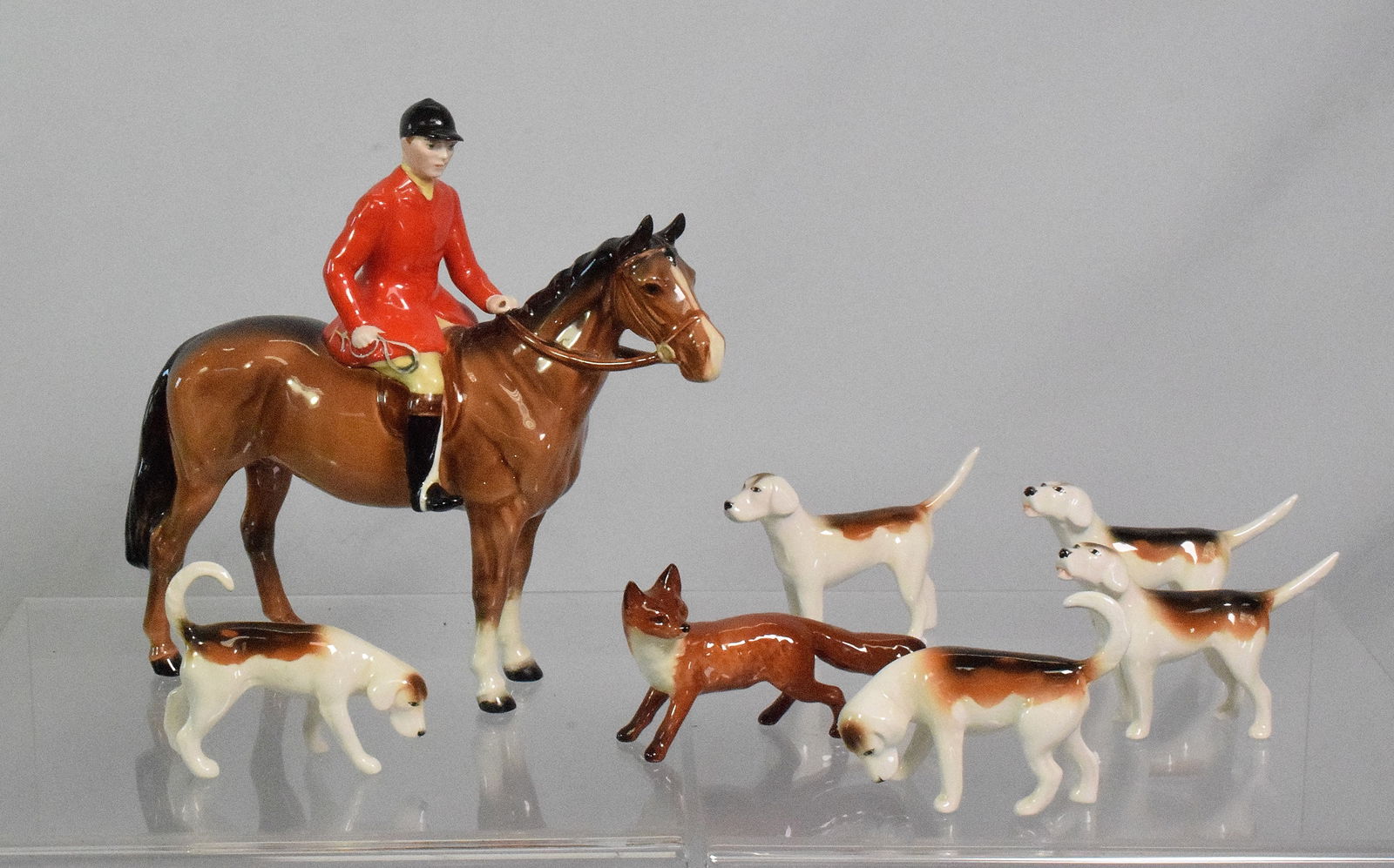 ENGLISH BESWICK HUNT GROUPING (1 of 5)