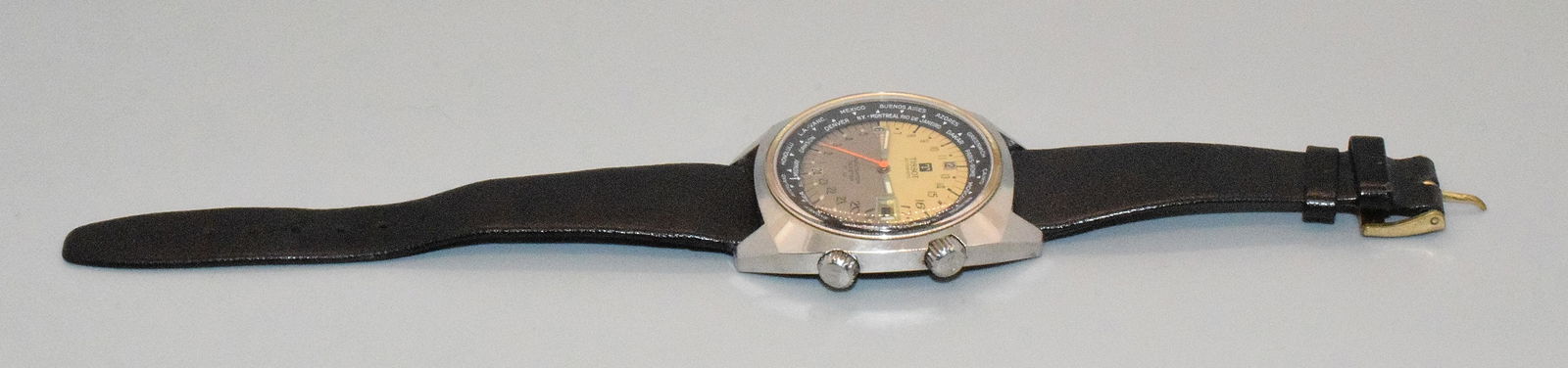 GENTLEMAN'S STAINLESS TISSOT NAVIGATOR SEASTAR (1 of 7)