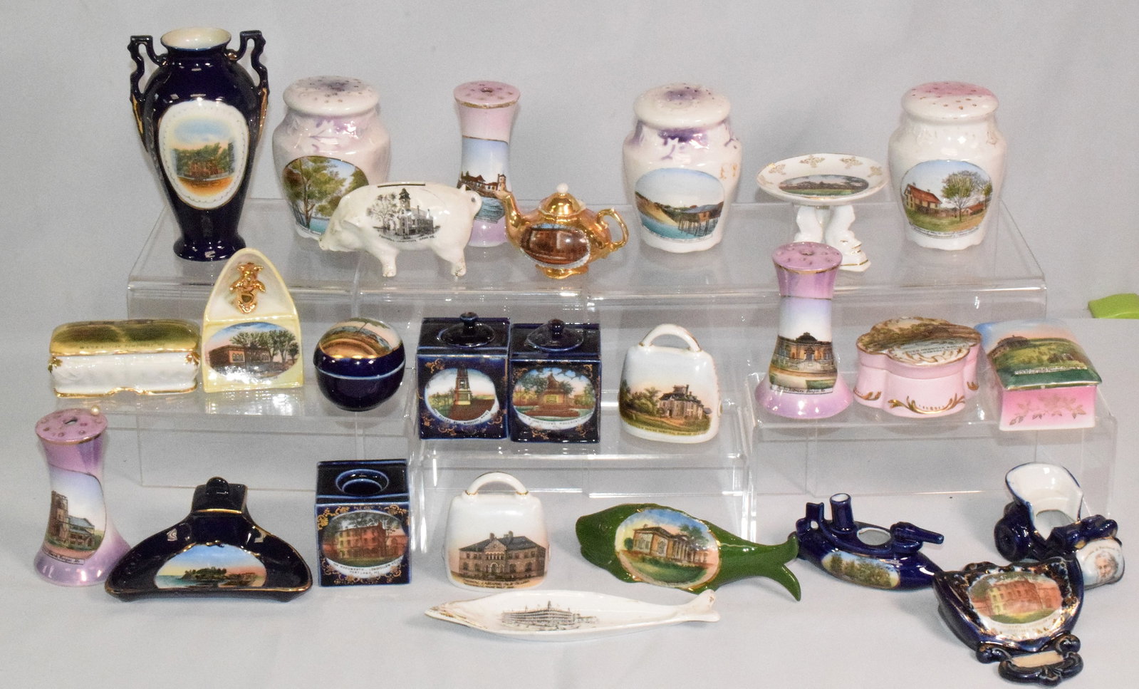 26 PIECES MIANE COLLECTIBLE SOUVENIR CHINA: From the extensive collection or dealer and collector of Ron Rainka of Warren, Massachusetts. Large lot of collectible Souvenir China. Various forms and colors. Includes various Maine citiesand towns 