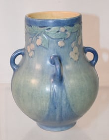 NEWCOMB POTTREY ART POTTERY VASE