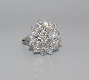 14K WHITE GOLD & DIAMOND CLUSTER DOME RING