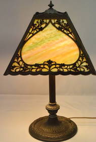 ANTIQUE MILLER SLAG GLASS TABLE LAMP (1 of 7)