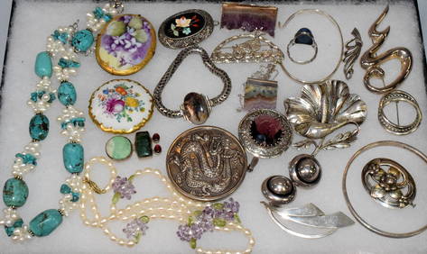 ASSEMBLED JEWELRY PIECES (1 of 10)