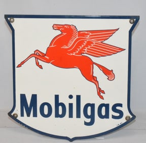 1947 MOBILGAS PORCELAIN PUMP PLATE
