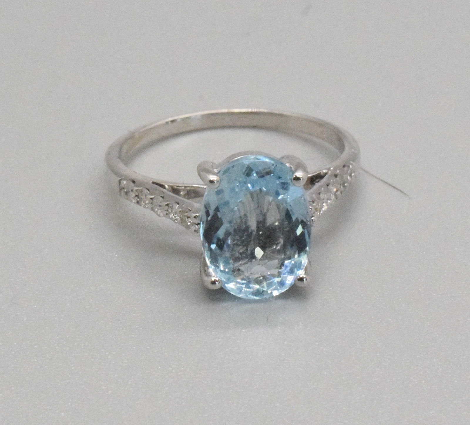14K WHITE GOLD & DIAMOND AQUAMARINE RING (1 of 8)