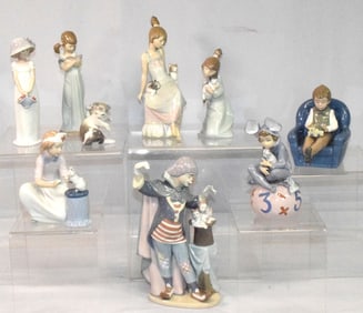 GROUPING OF BOXED LLADRO FIGURES