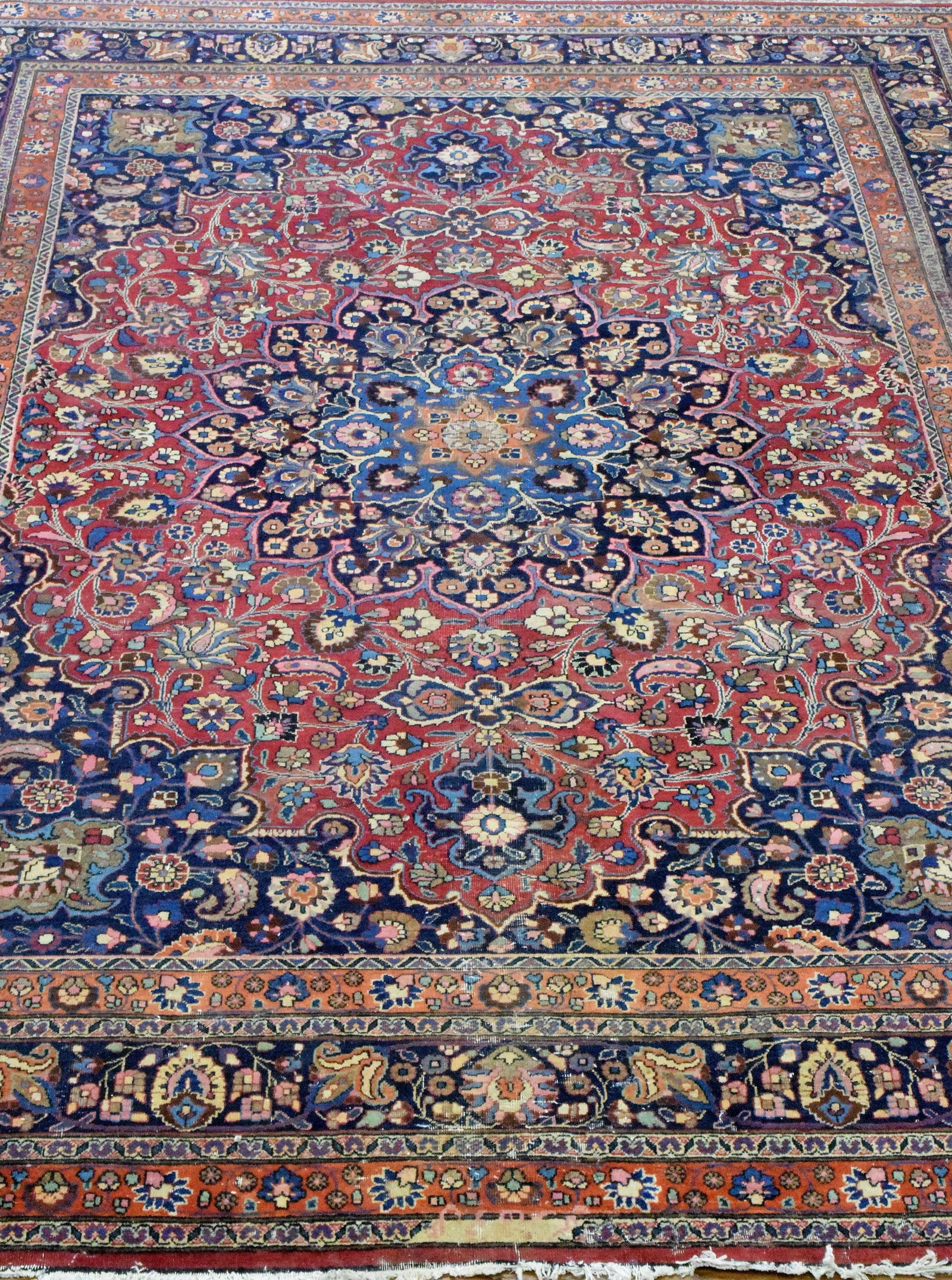ANTIQUE ROOMSIZE PERSIAN SAROUK ORIENTAL RUG (1 of 15)