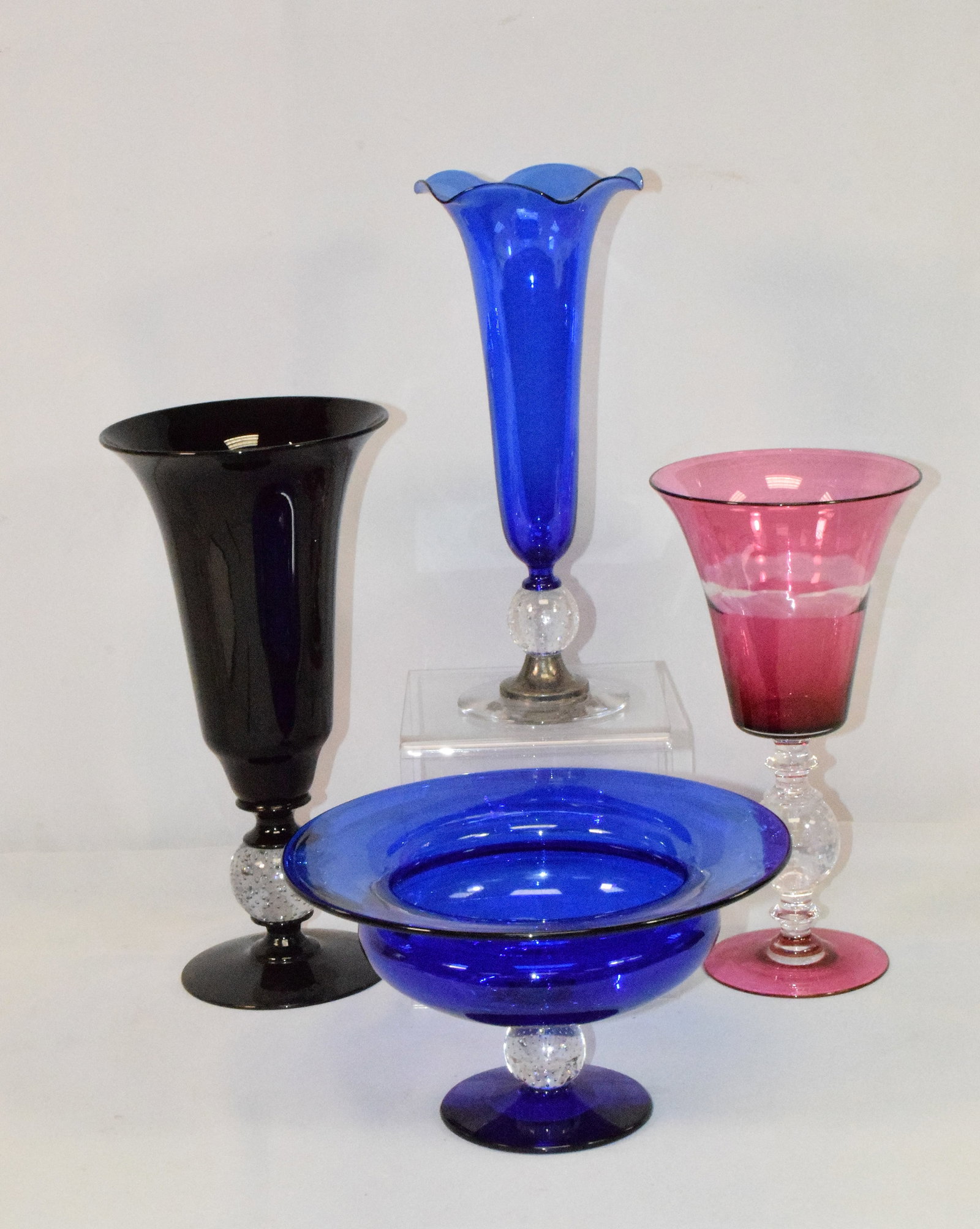 PAIRPOINT GLASS CENTER BOWL & VASES (1 of 11)