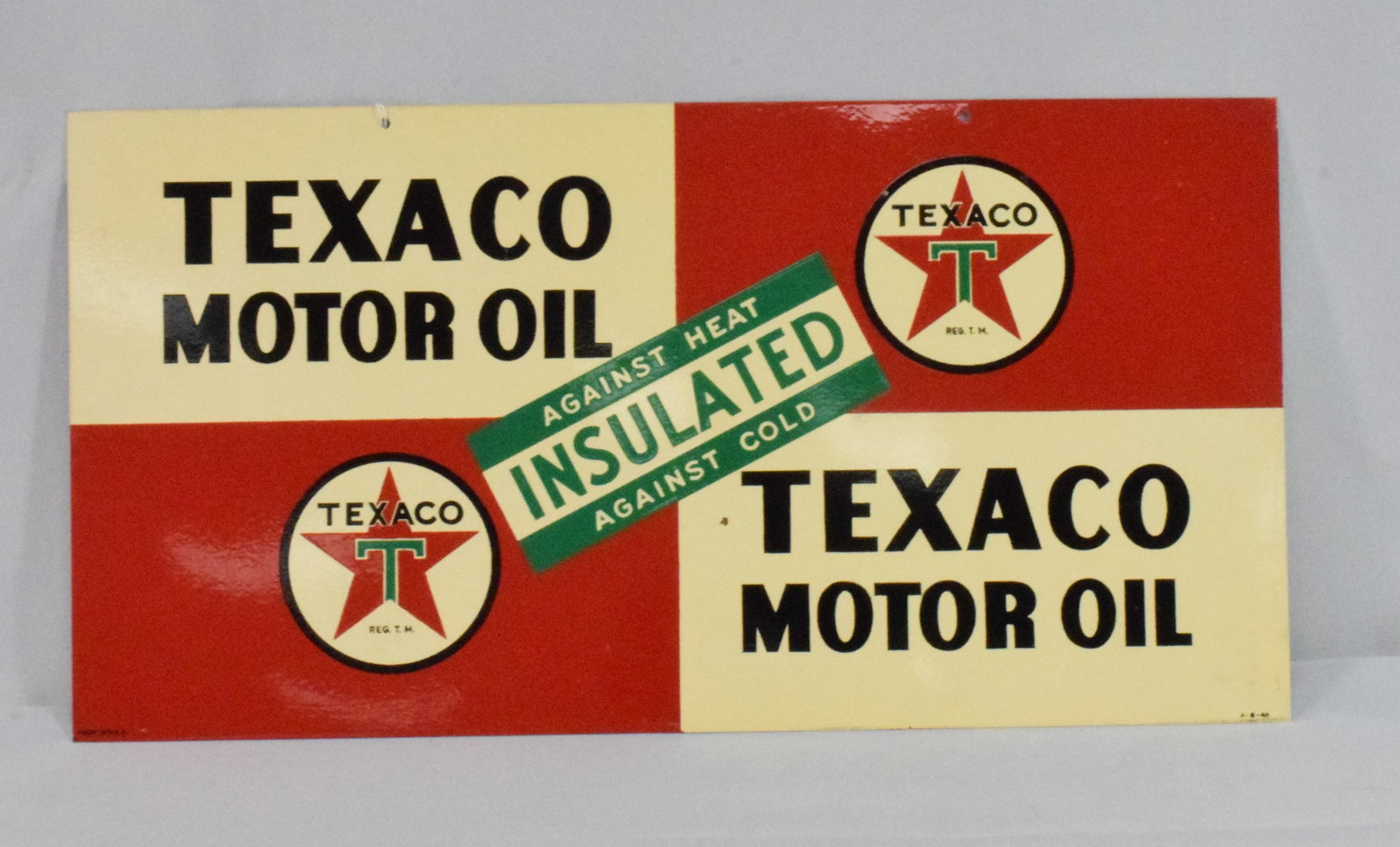 1940'S TEXACO INSULATED MOTOR OIL SIGN (1 of 4)