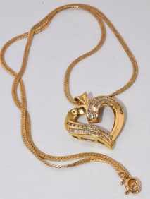 14K YELLOW GOLD CHAIN AND DIAMOND PENDANT