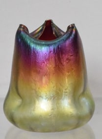 AUSTRIAN LOETZ ART GLASS VASE