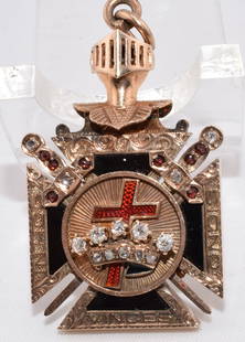 ROYAL KNIGHTS TEMPLAR 10KT & DIAMOND PENDANT: Royal arch 10kt gold vintage with small diamonds and rubies pendant, Good condition, no wear or dents, 2 inches long. Approx. 10.36 DWT, Late 1800s - early 1900s. Also features symbolic elements assoc