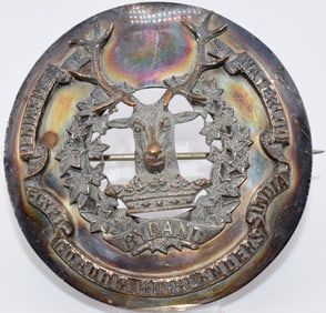 B DAND GORDON HIGHLANDER MILITARY BROOCH