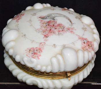 SIGNED WAVECREST GLASS HINGED DRESSER BOX: 19th century. Signed C. F. Monroe Wave Crest. New Bedford Mass glass. Opaque white glass hinged lid dresser box with hand painted decoration. Painting with cornucopia or horn of plenty flower design.7