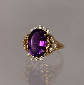 14K AMETHYST AND DIAMOND COCKTAIL RING