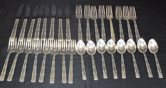 VINTAGE AVILN VIA STERLING SILVER FLATWARE