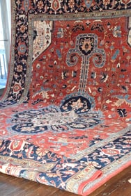 ANTIQUE HERIZ ROOMSIZE PERSIAN RUG