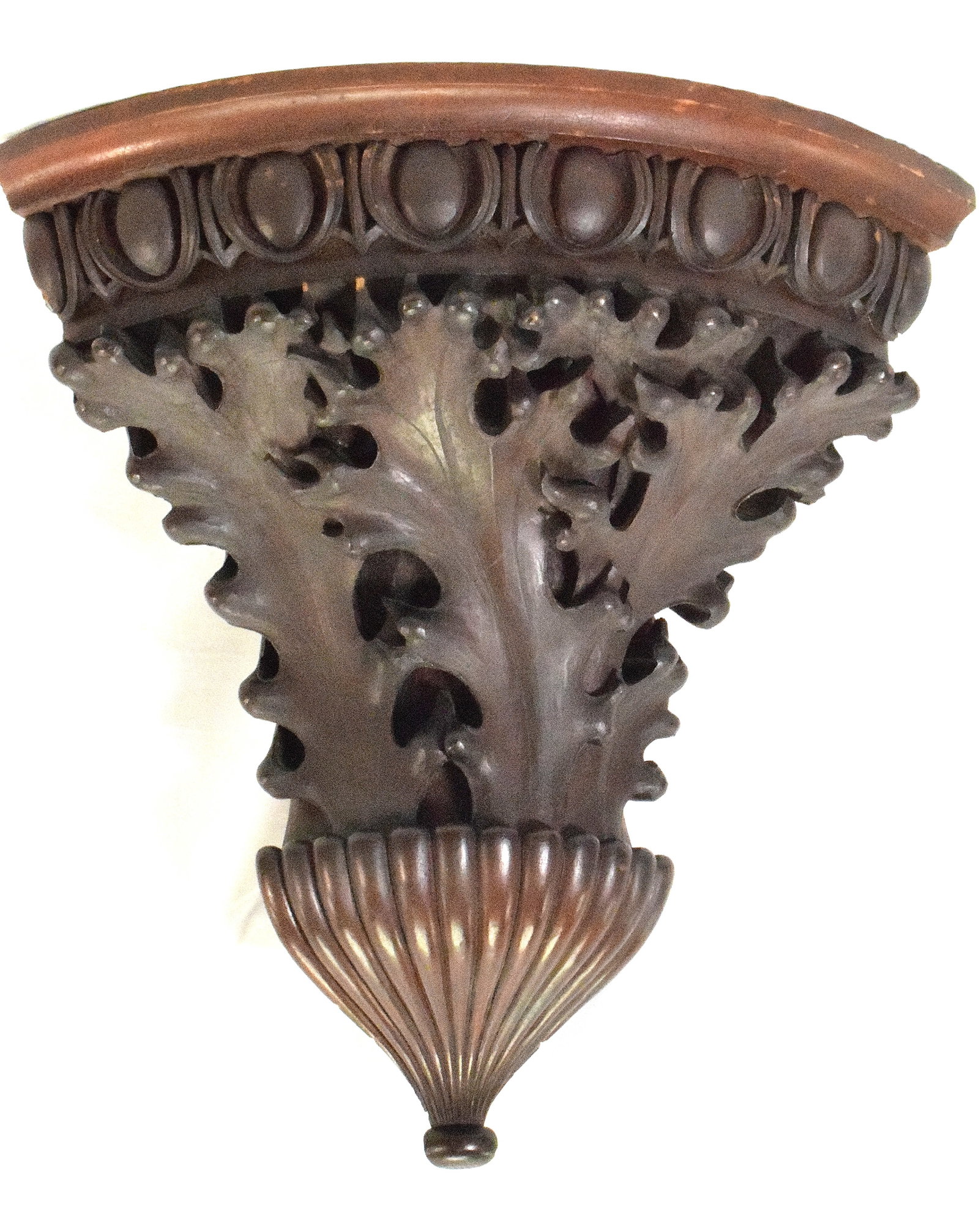 CARVED MAHONGANY 19TH CORNER SHELF WITH OAK LEAVES: Detailed 19th carved corner shelf. Large 17 inches tall x 18 inches across x 13 inches deep. Carved oak leaves with egg and dart cornice. Mahogany. Good condition.