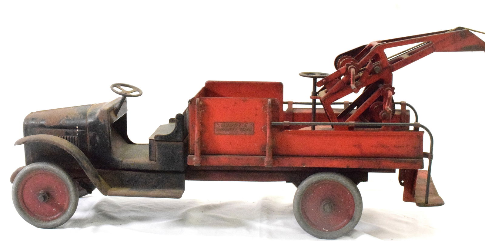 BUDDY L AUTO WRECKER TOW TRUCK: Buddy L Auto Wrecker, 1928-31 (Tow Truck), 32"L x 13 1/2H, All Original, Normal wear and paint loss.
