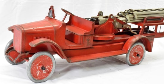 BUDDY L AERIAL PRESSED STEEL LADDER FIRE TRUCK