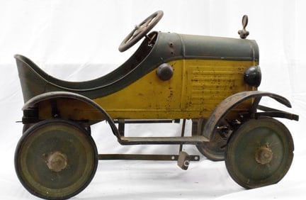 1920'S STEELCRAFT PEDAL CAR