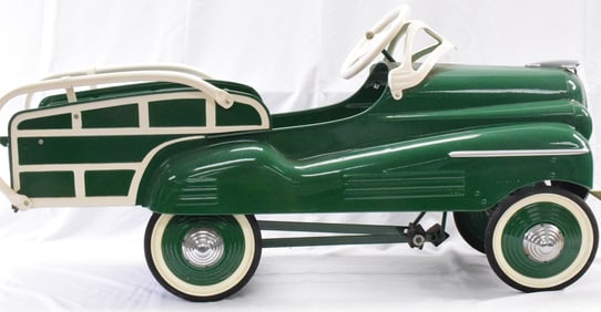 MURRAY PONTIAC STATION WAGON PEDAL CAR