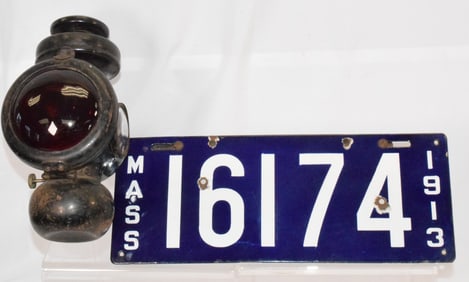 1913 FORD TAIL LIGHT & 1913 LICENSE PLATE