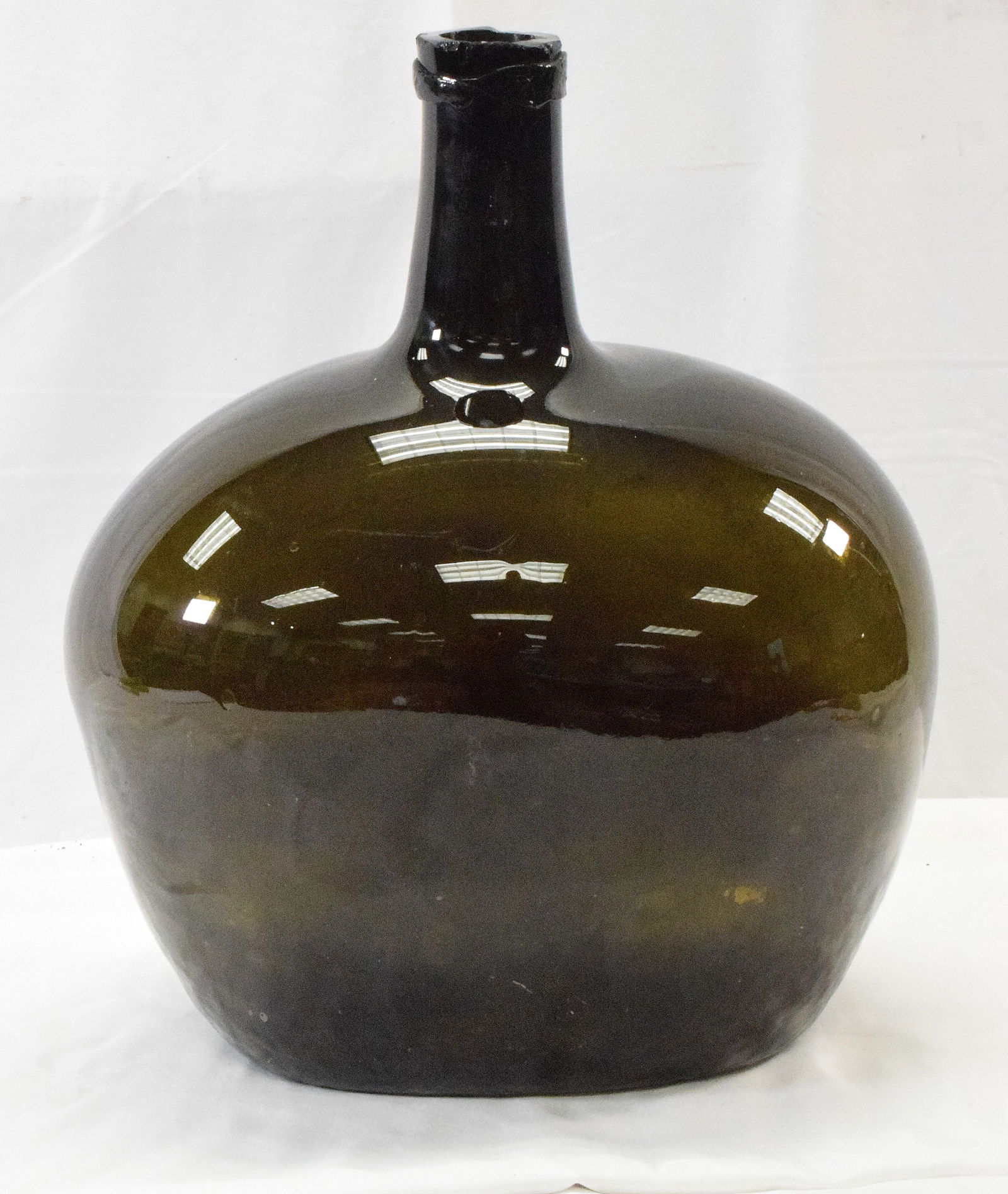 18TH/19TH DEMIJOHN GLASS BOTTLE (1 of 5)