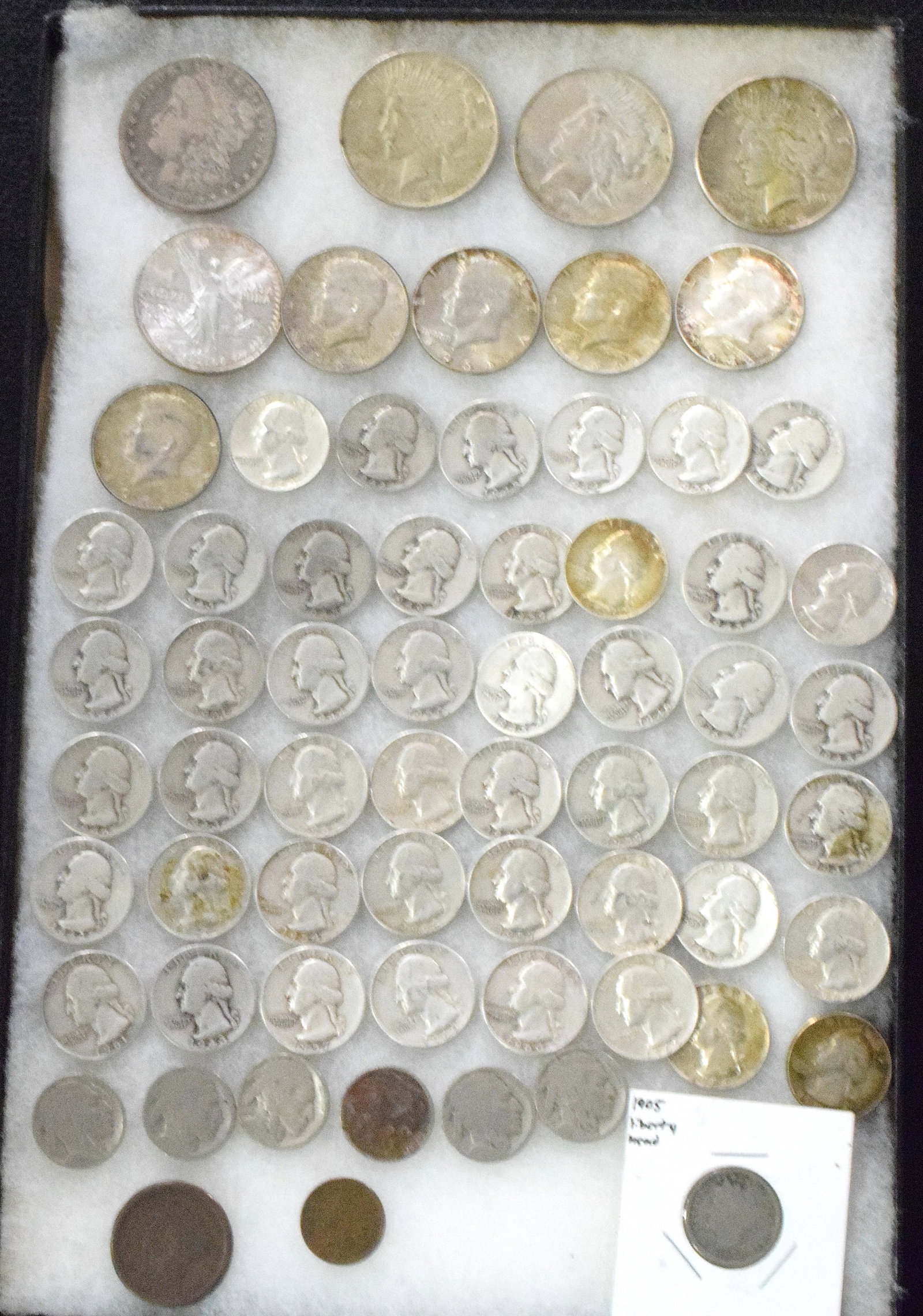 ASSORTED US & FOREIGN COINS (1 of 6)