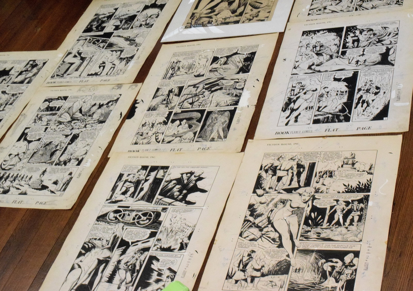 PLANET COMICS #40 ORIGINAL COMIC ART - 3
