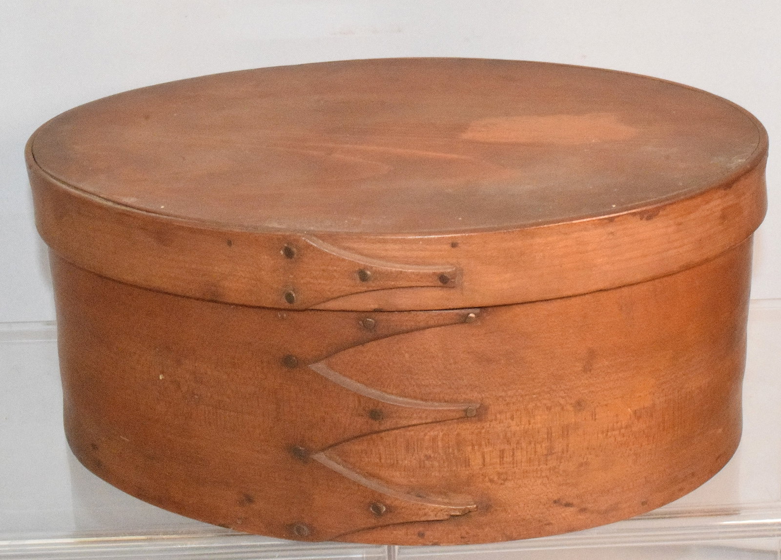 19TH CENTURY OVAL SHAKER BENTWOOD BOX 4 FINGER (1 of 5)