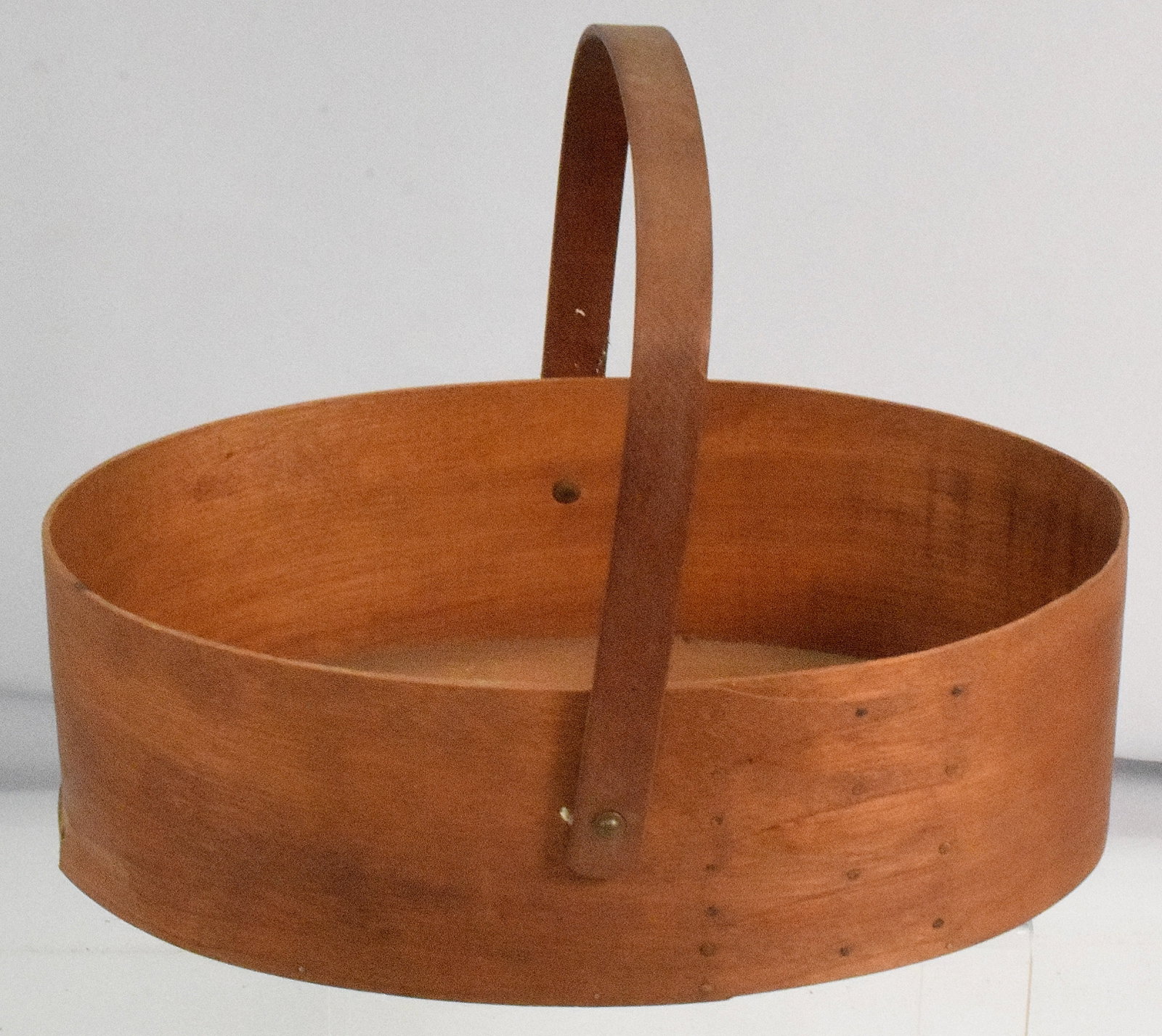 SHAKER OVAL WOODEN SINGLE HANDLE BASKET (1 of 6)