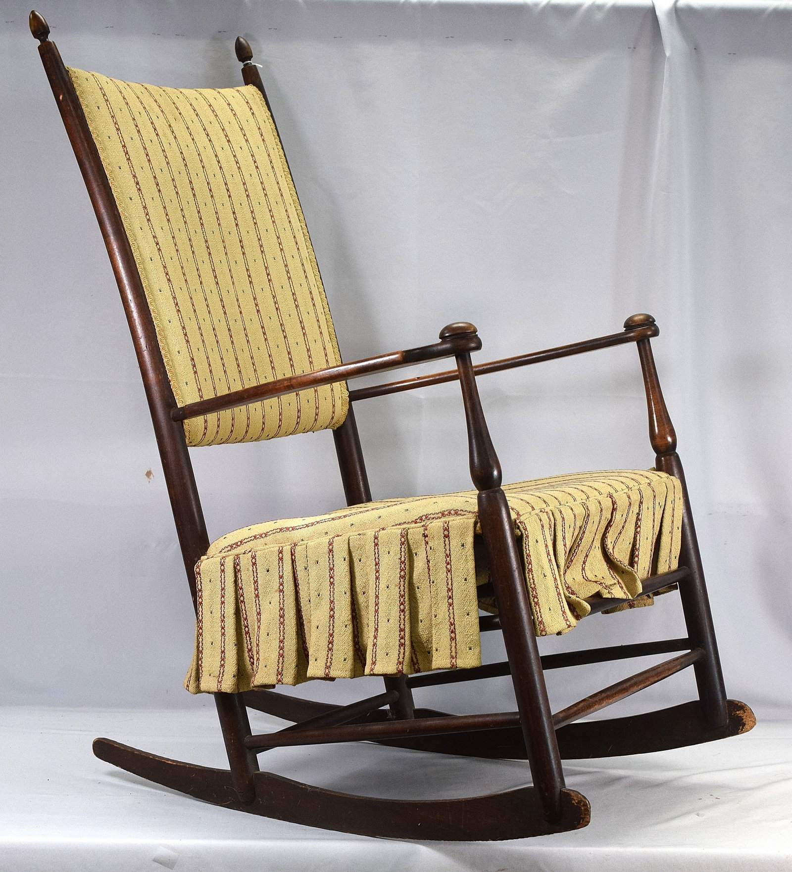 SHAKER ARM ROCKING CHAIR (1 of 5)