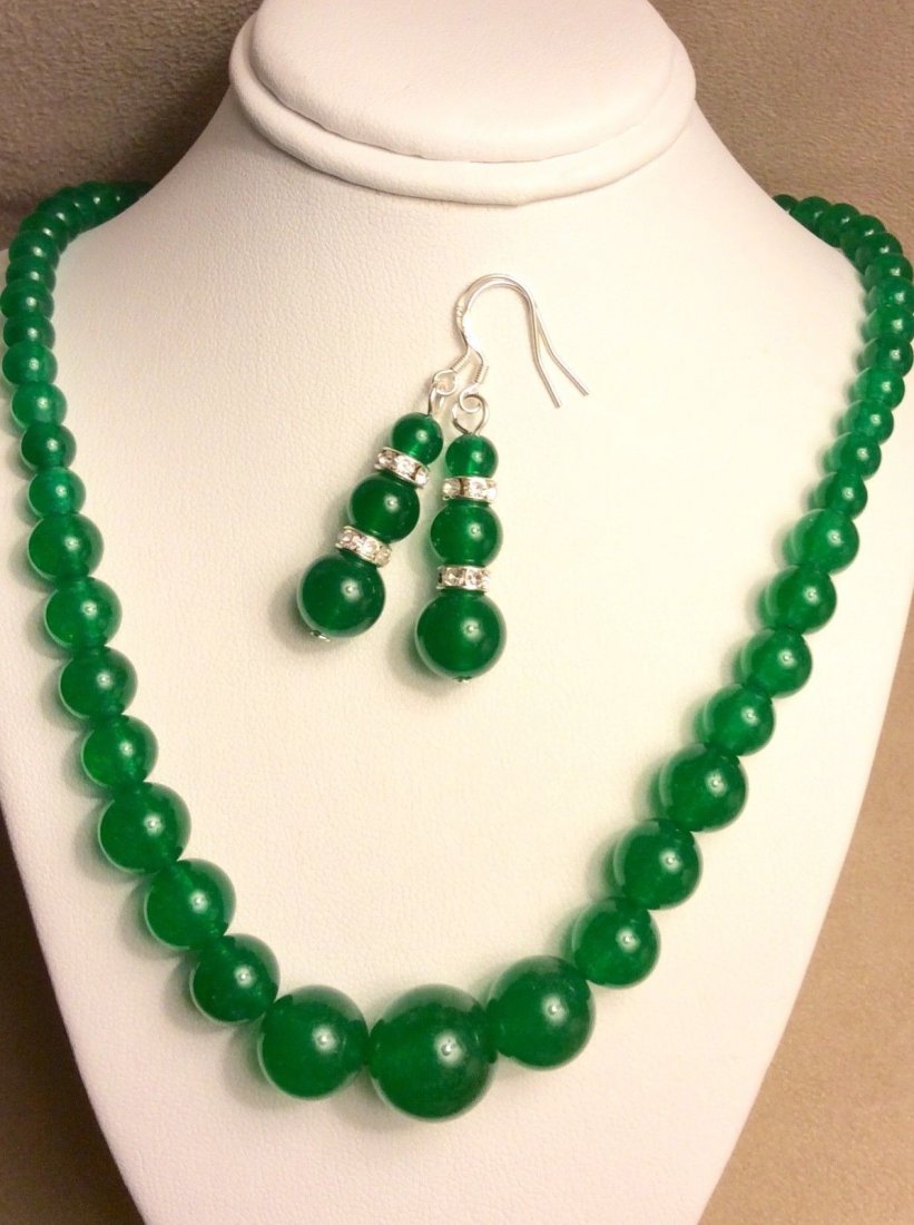 Natural Green Jade Round Beads 6-14mm Necklace + Earrin (1 of 2)