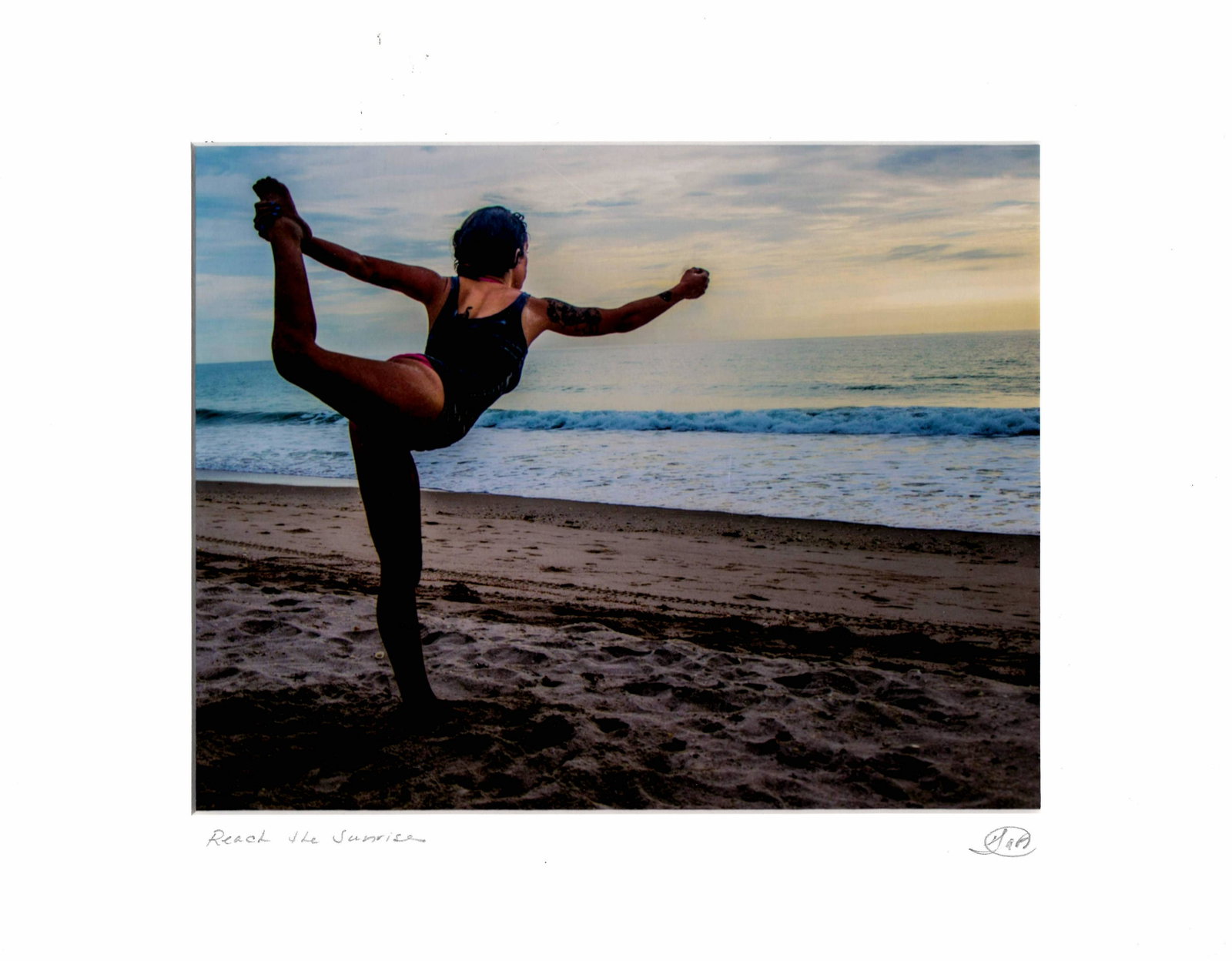Yoga Reach The Sunrise Beach Scene Matted Photo Signed: Yoga Reach The Sunrise Beach Scene Matted Photo Signed -Photo Print Size: Opening 9 1/2 x 7 1/2 inches - Mat 14 x 11 Inches Provenance: New York-Based Photography Collector & Curator - Collection of R