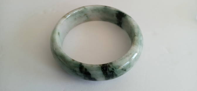 Natural Jadeite Jade Burmese AA Bangle Bracelet: Natural Jadeite Jade Burmese AA Bangle Bracelet .Untreated Genuine Stone. Grade A. Approx Inner Size: 55 mm: Approx Outter Size: 71 mm x 16 mm. Note: Not all monitors are created equal – my