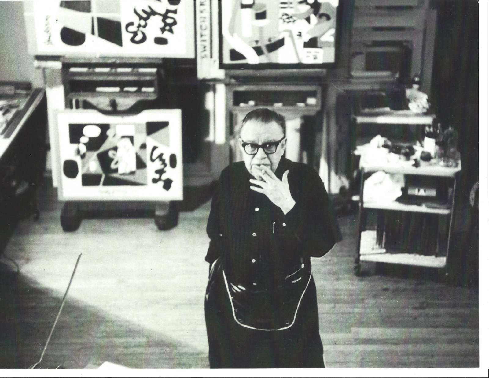 American Painter Stuart Davis In His Loft Studio 1962: American Painter Stuart Davis In His Loft Studio 1962 Print Photography. Approx Size: 11 3/4 x 8 1/4 inches . Provenance: New York-Based Photography Collector & Curator - Collection Vintage and Rare P