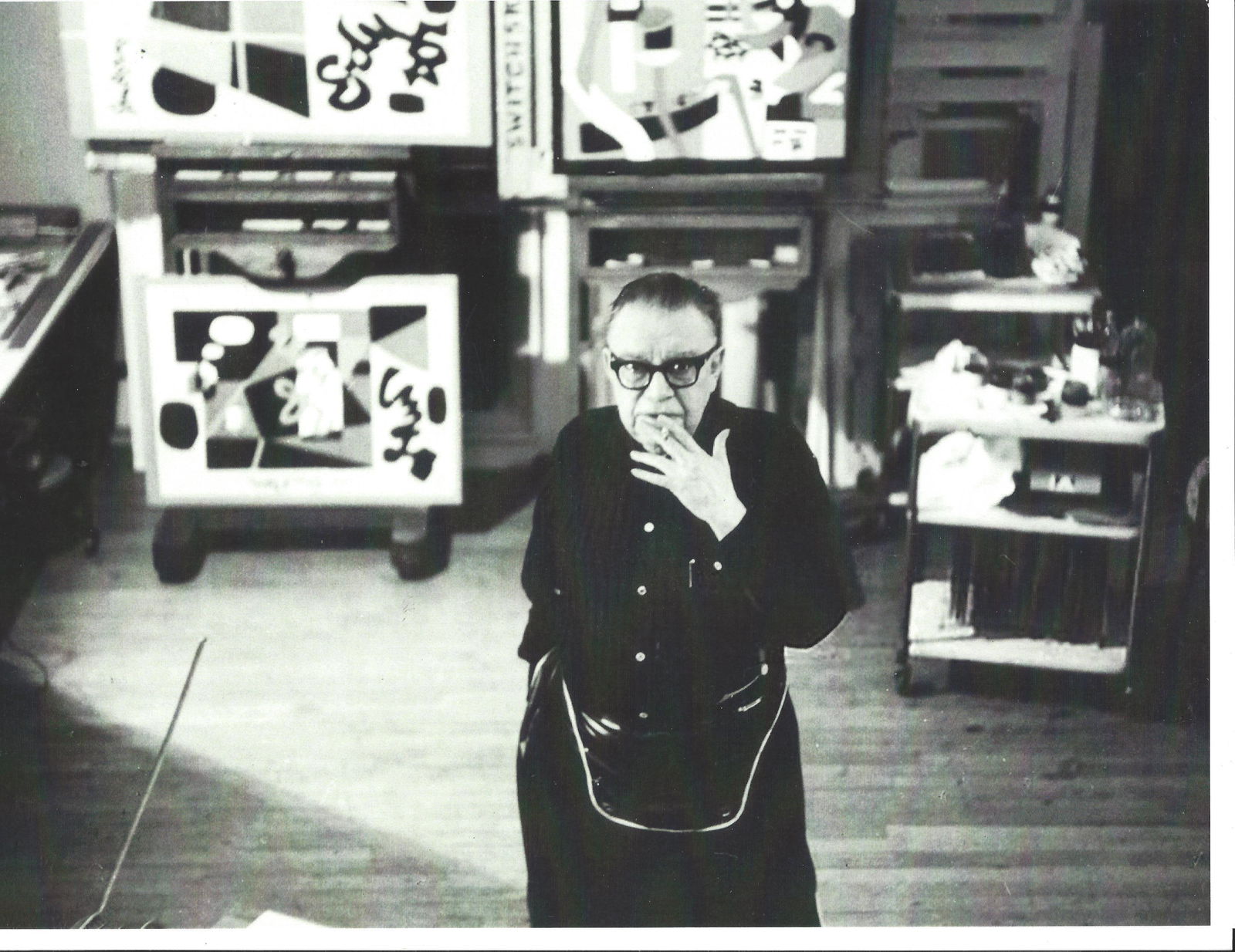 American Painter Stuart Davis In His Loft Studio 1962: American Painter Stuart Davis In His Loft Studio 1962 Print Photography. Approx Size: 11 3/4 x 8 1/4 inches . Provenance: New York-Based Photography Collector & Curator - Collection Vintage and Rare P