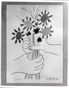 1958 Pablo Picasso Photography - Bouquet Of Peace 1958 Flowers Bouquet With Hands