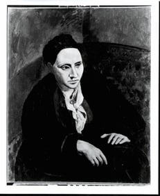 Pablo Picasso NYC Photo Exhibit. Labeled onThe Verso