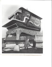 1954 Photo Giant Detroit Kitchen Stove Built For 1893 C