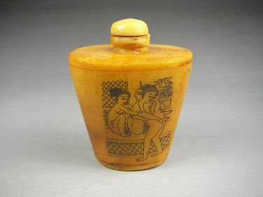 Antique Chinese Bone Hand-Carved Snuff Bottle Man-Woman