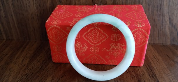 Natural Jadeite Jade Burmese AA Bangle Bracelet