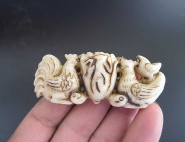 Antique Chinese Natural Jade Hand Carved Two Face Chick