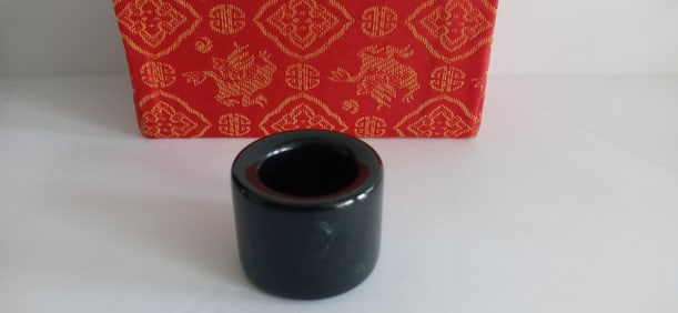 Old Natural Jade Thumb Archer Ring