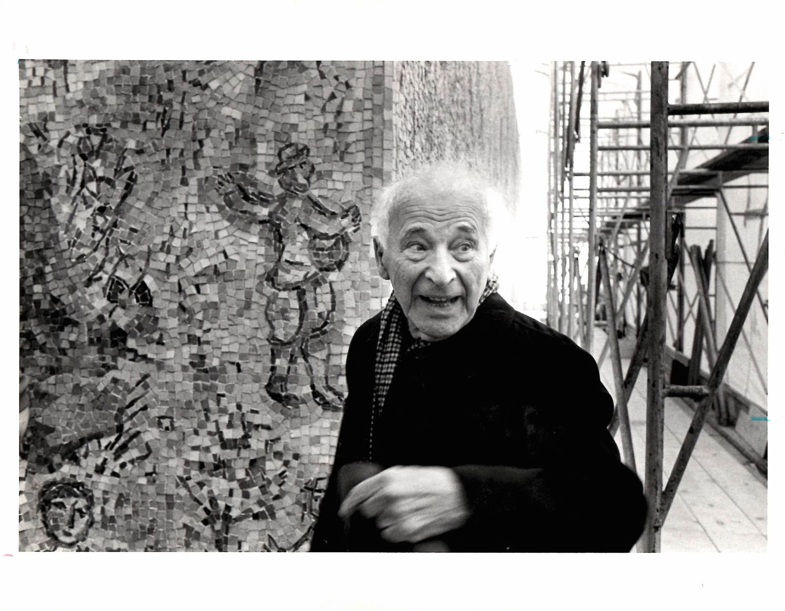 1973 Photo Marc Chagall Works on Mosaic Mural -The Four (1 of 2)