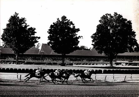 B&W Vtg 1960s Horse Racing at Saratoga Racing Track Oversized Photo: B&W Vtg 1960s Horse Racing at Saratoga Racing Track Oversized Photo - Print Size: 13-7/8x9-3/4 Inches. Photographer: Horst Schafer Provenance: New York-Based Photography Collector & Curator - Collecti