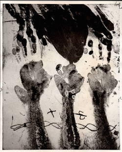 1971 Photo The Hands Painting By Antoni Tapies: 1971 Photo The Hands Painting By Antoni Tapies Photo size:10 x 8 inches Provenance: New York-Based Photography Collector & Curator -Collection of Rare Photographs. Photo may have bent corners